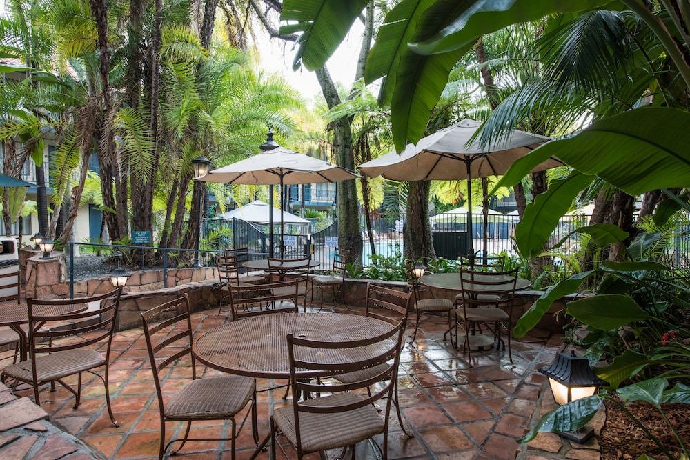Photo of Patio Balcony in Covina