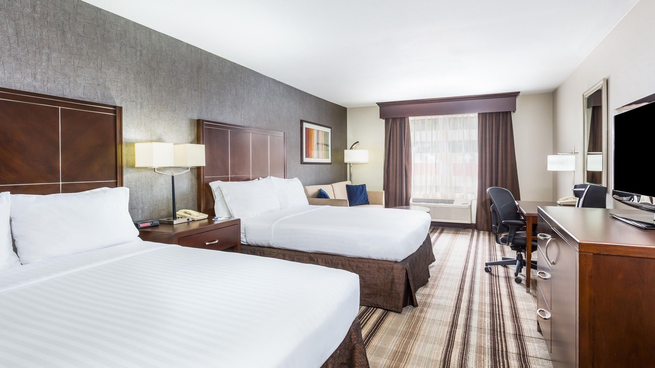 Photo of Bedroom in Midway-Pacific Highway