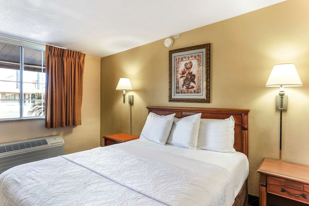 Photo of Bedroom in El Centro