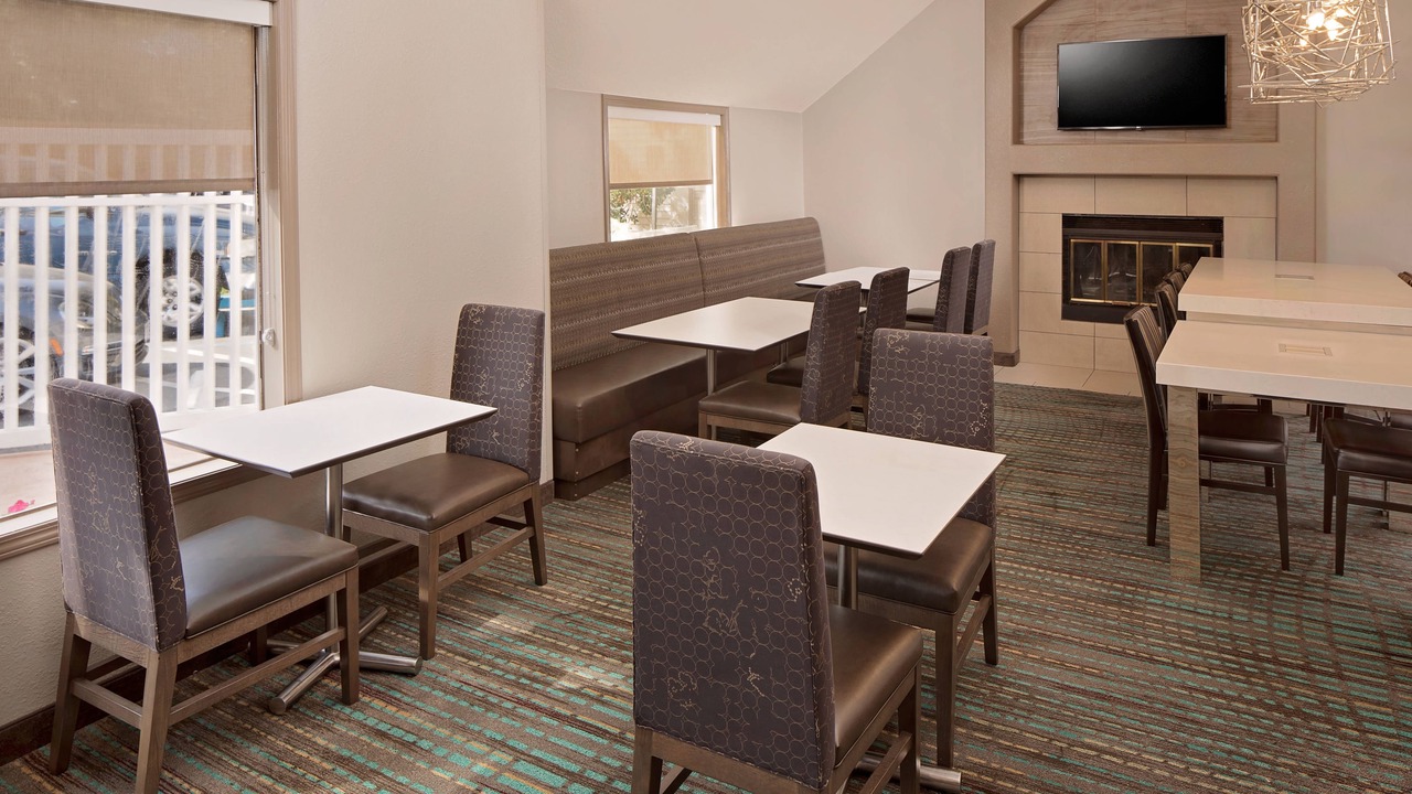 Photo of Livingroom in Cambrian Community