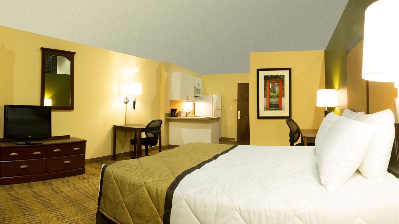 Photo of Bedroom in Folsom Road