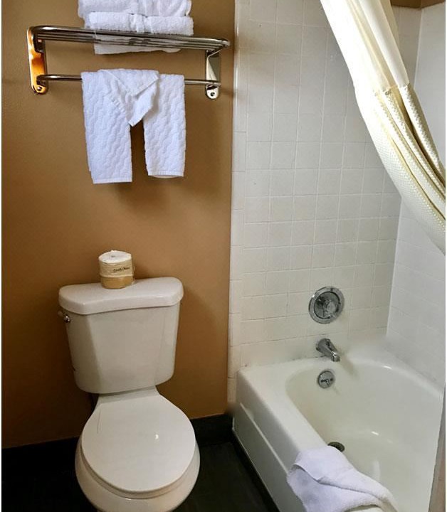 Photo of Bathroom in Roseburg