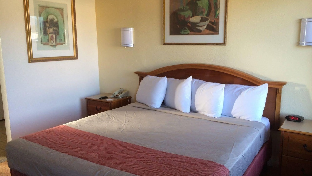 Photo of Bedroom in Hemet