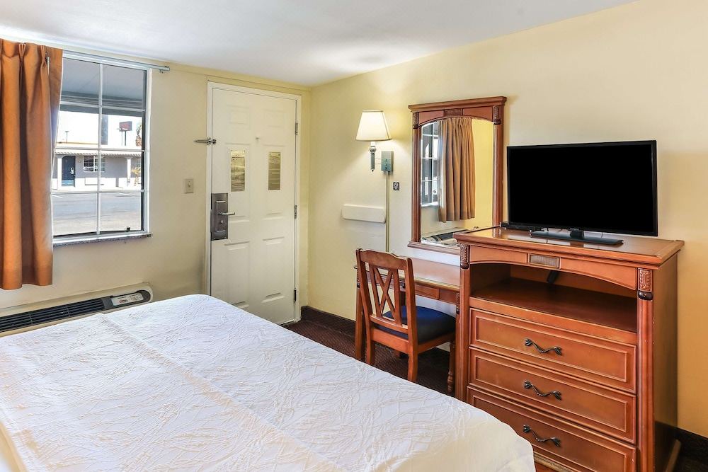 Photo of Bedroom in El Centro