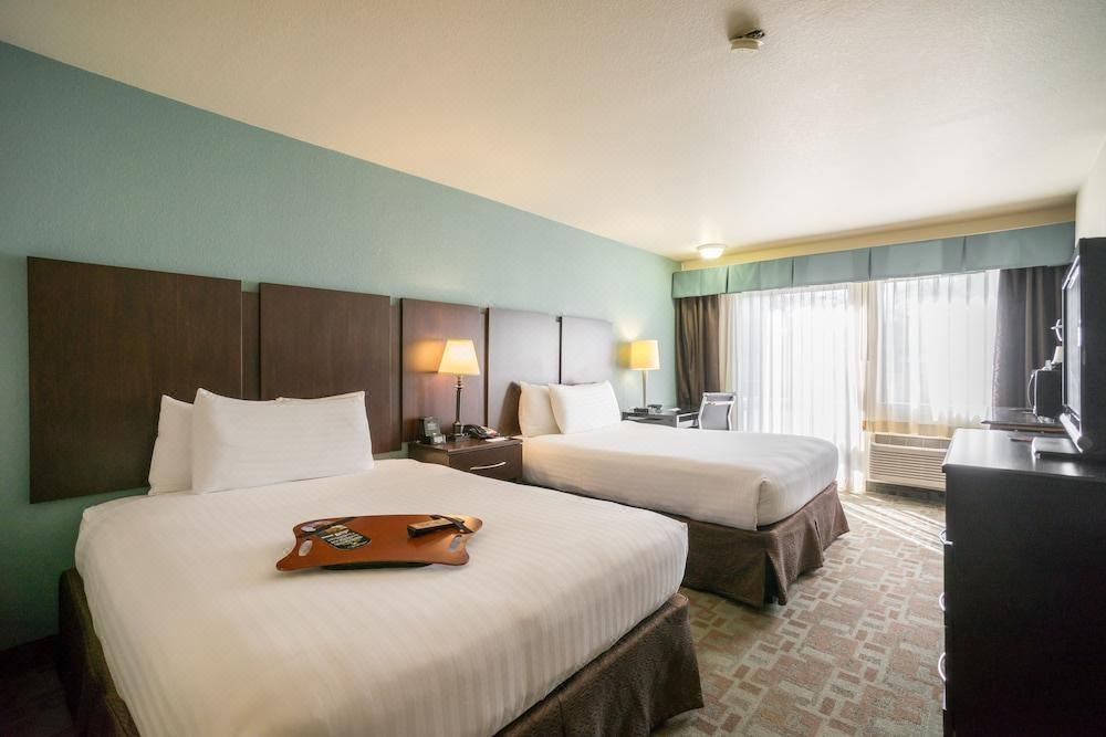Photo of Bedroom in Old Mountain View
