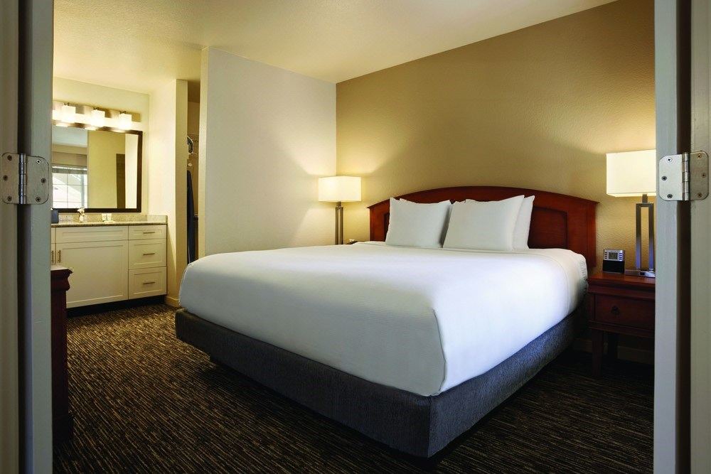 Photo of Bedroom in Pleasant Hill