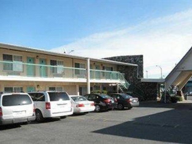 Photo of Buildings in West Alameda