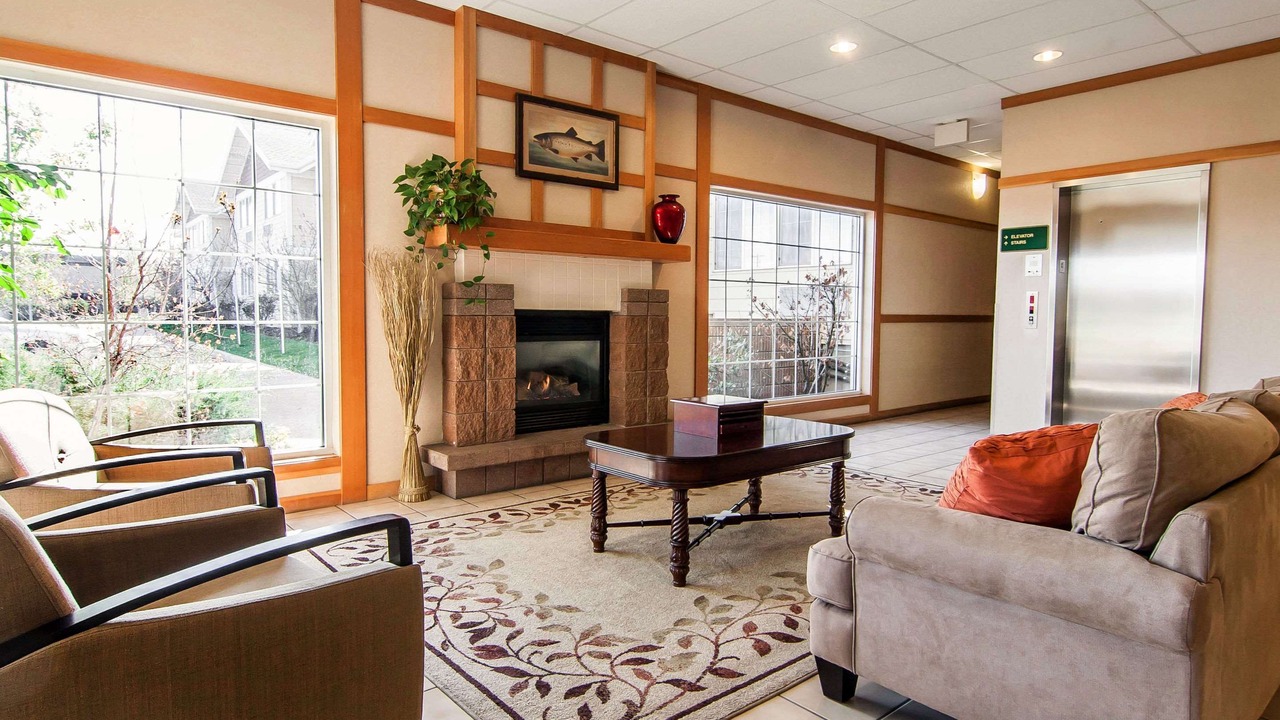 Photo of Livingroom in Larkspur