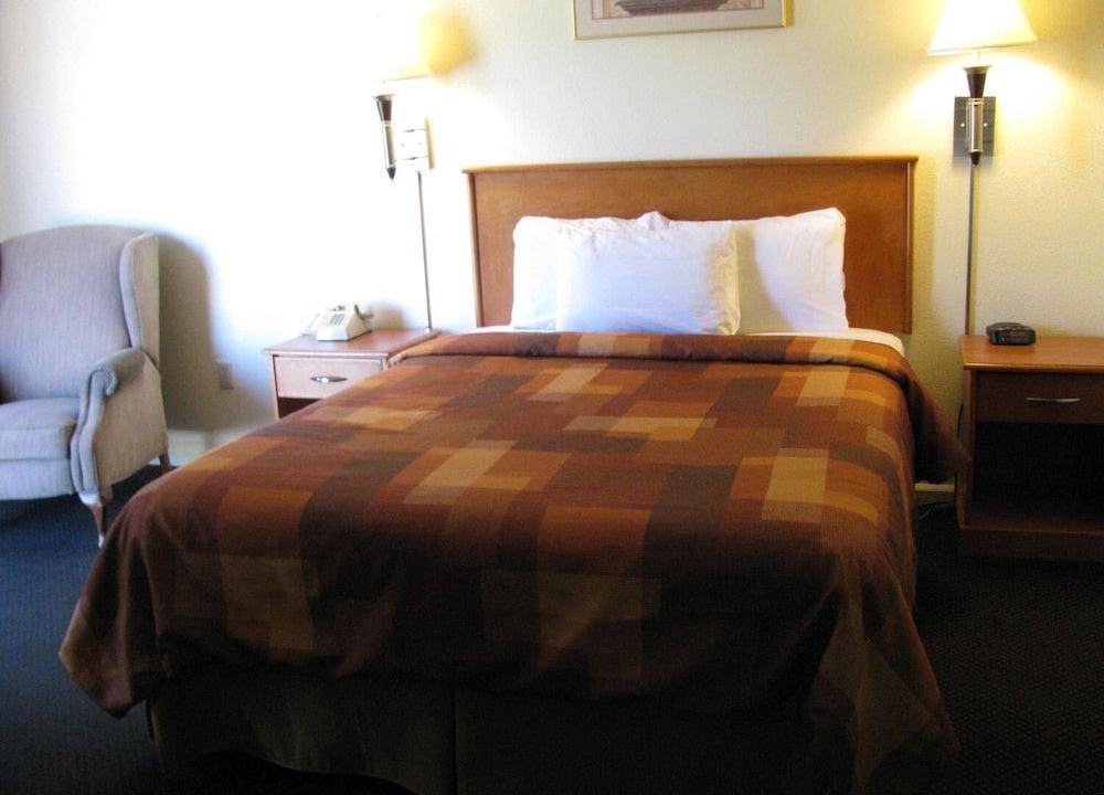 Photo of Bedroom in North Junior College Neighborhood Association