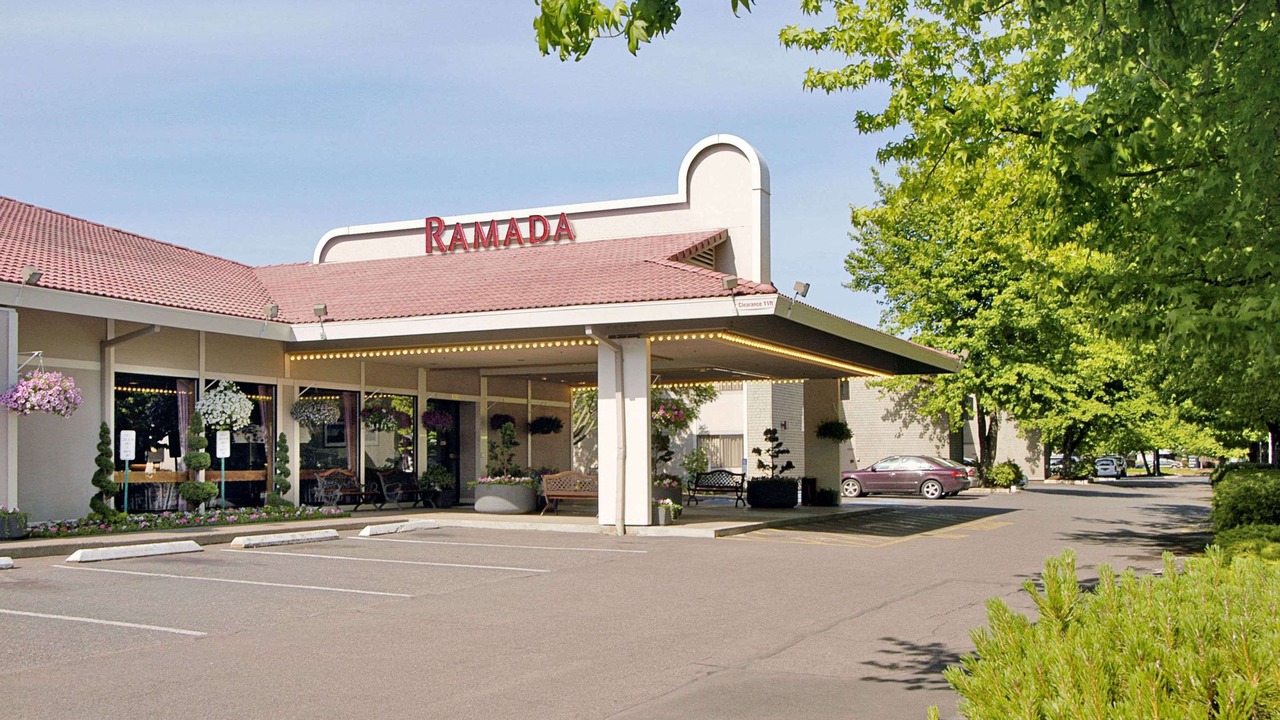 Photo of Buildings in Cully