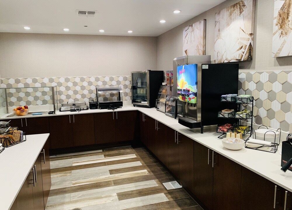 Photo of Kitchen in Surprise Original Townsite