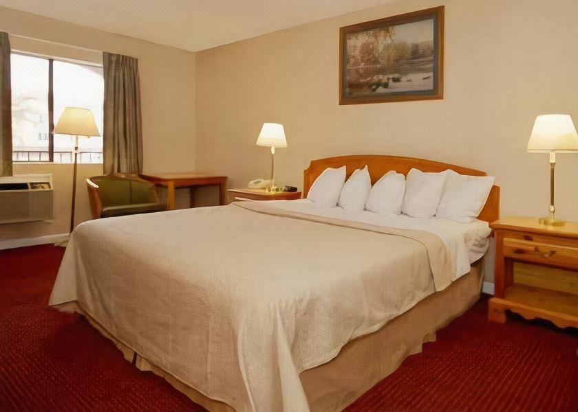Photo of Bedroom in Redding