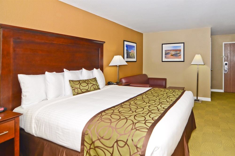 Photo of Bedroom in California City