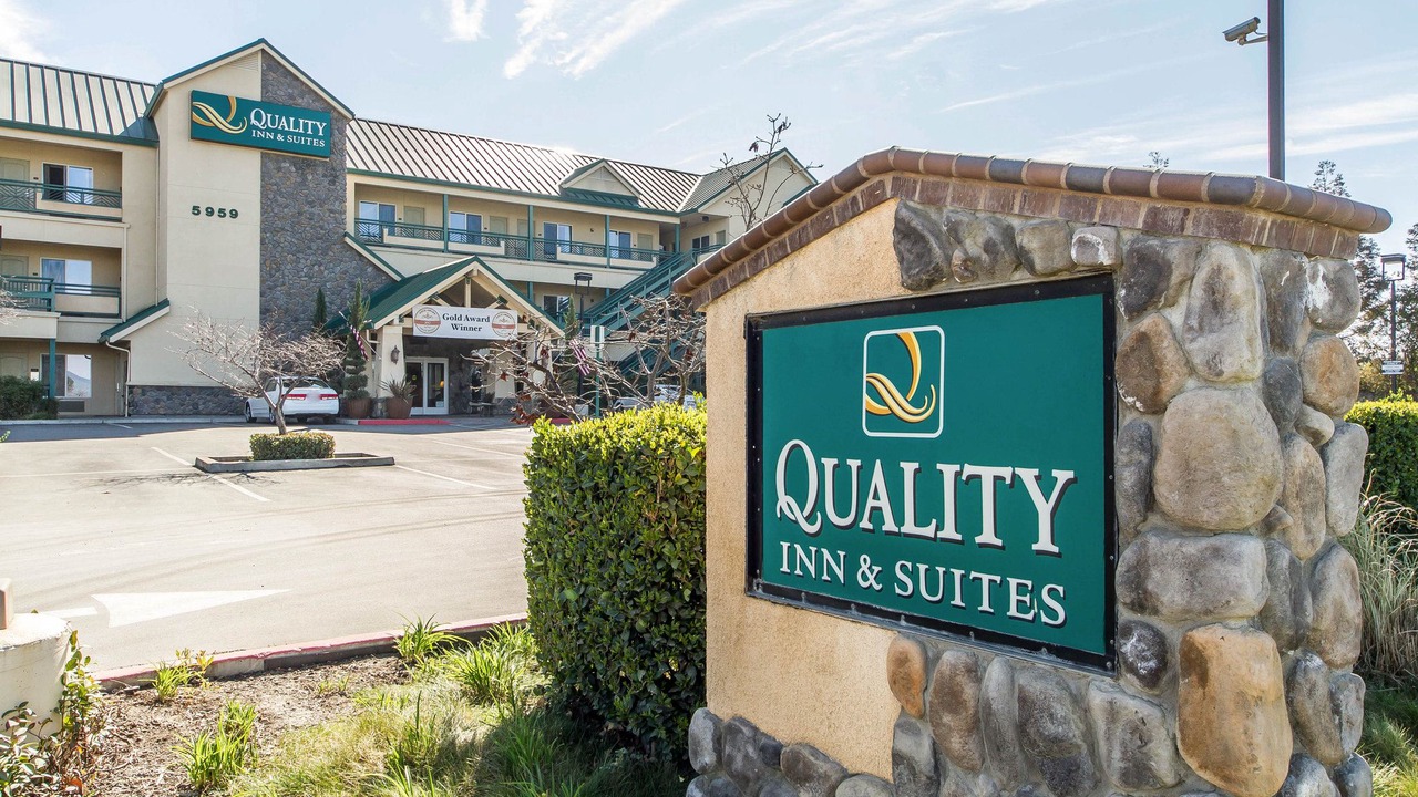 Photo of Buildings in Livermore