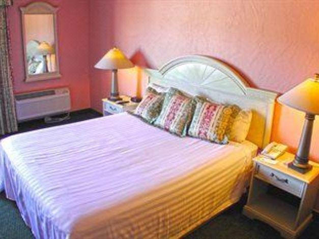 Photo of Bedroom in Morro Bay