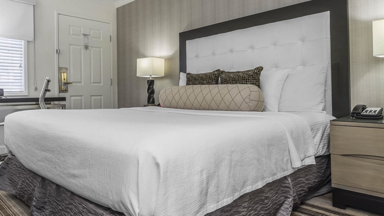 Photo of Bedroom in Downtown Sacramento
