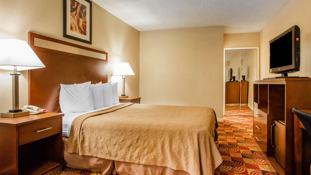 Photo of Bedroom in Redding
