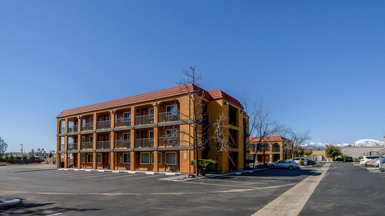 Photo of Buildings in Redding