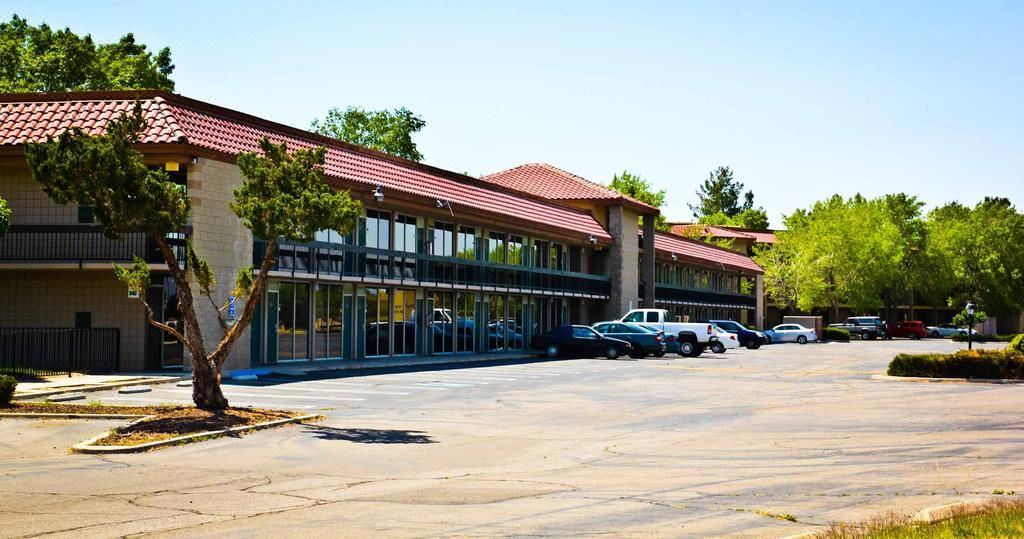 Photo of Buildings in Victorville