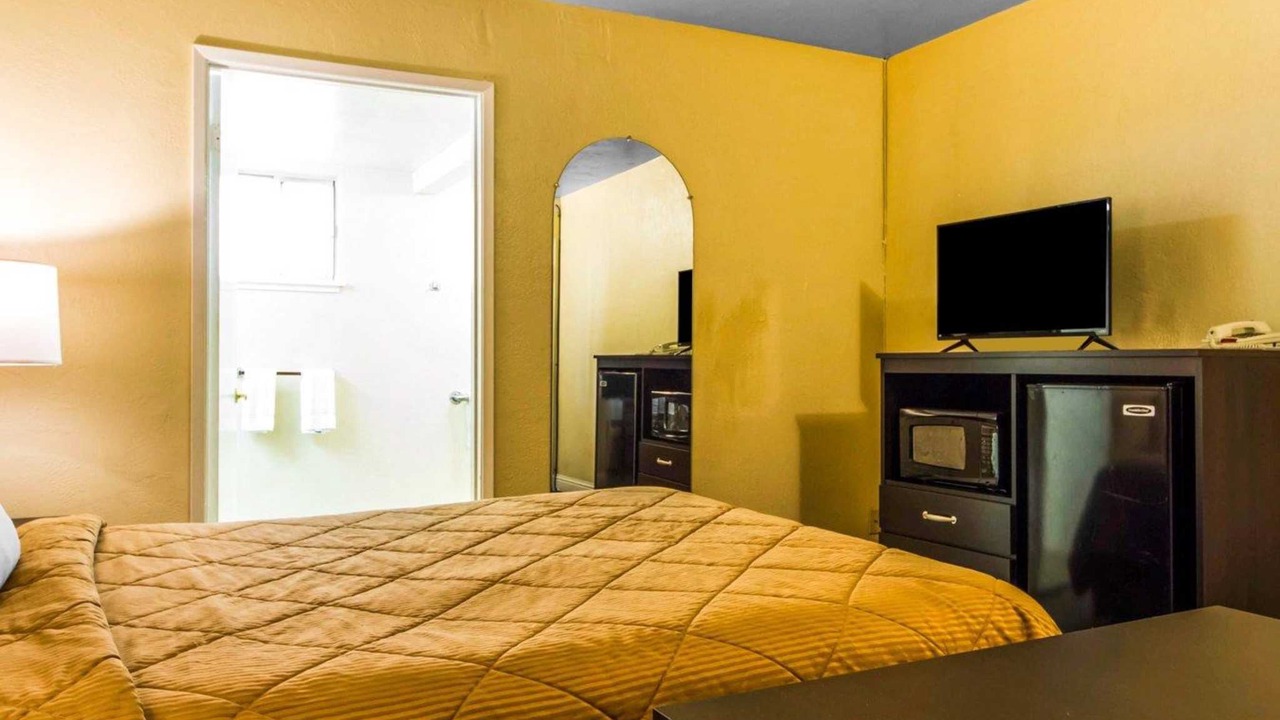Photo of Bedroom in Boulevard Park