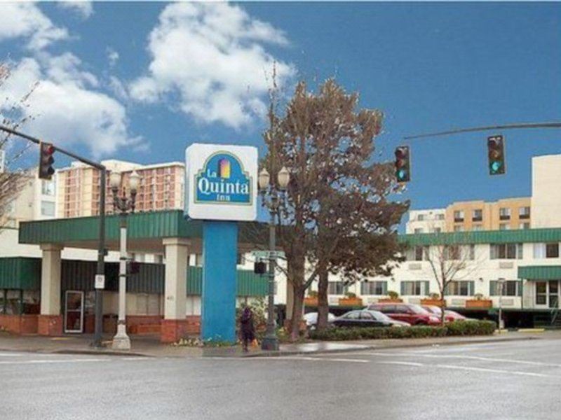 Photo of Buildings in Lloyd District