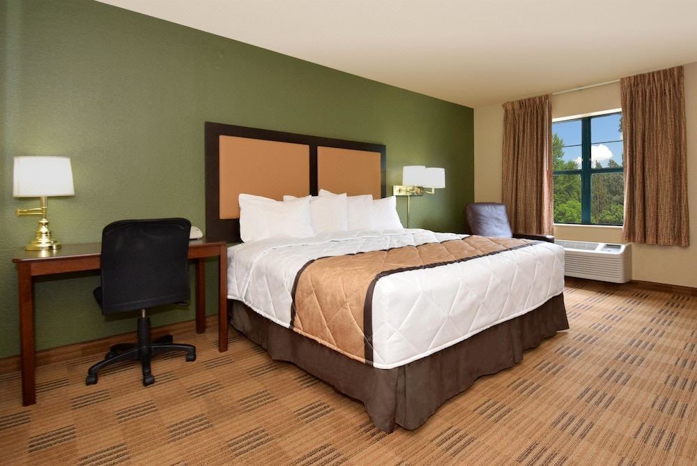 Photo of Bedroom in Folsom Road