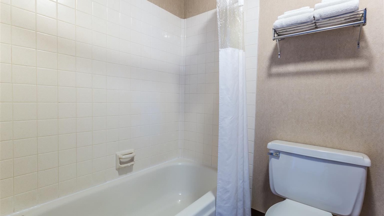 Photo of Bathroom in Halsey