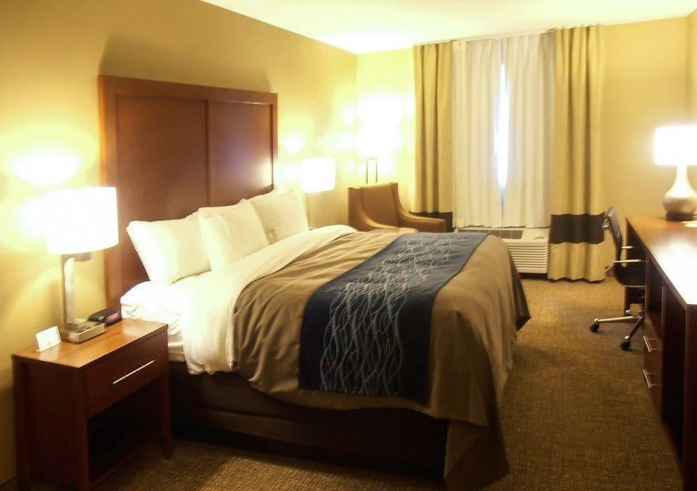 Photo of Bedroom in Roseburg