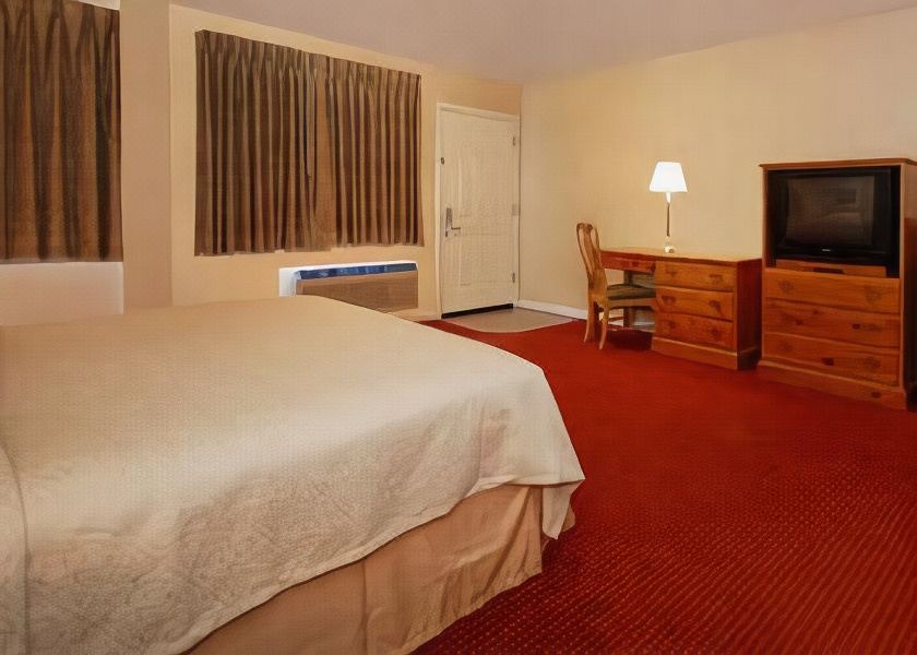 Photo of Bedroom in Redding