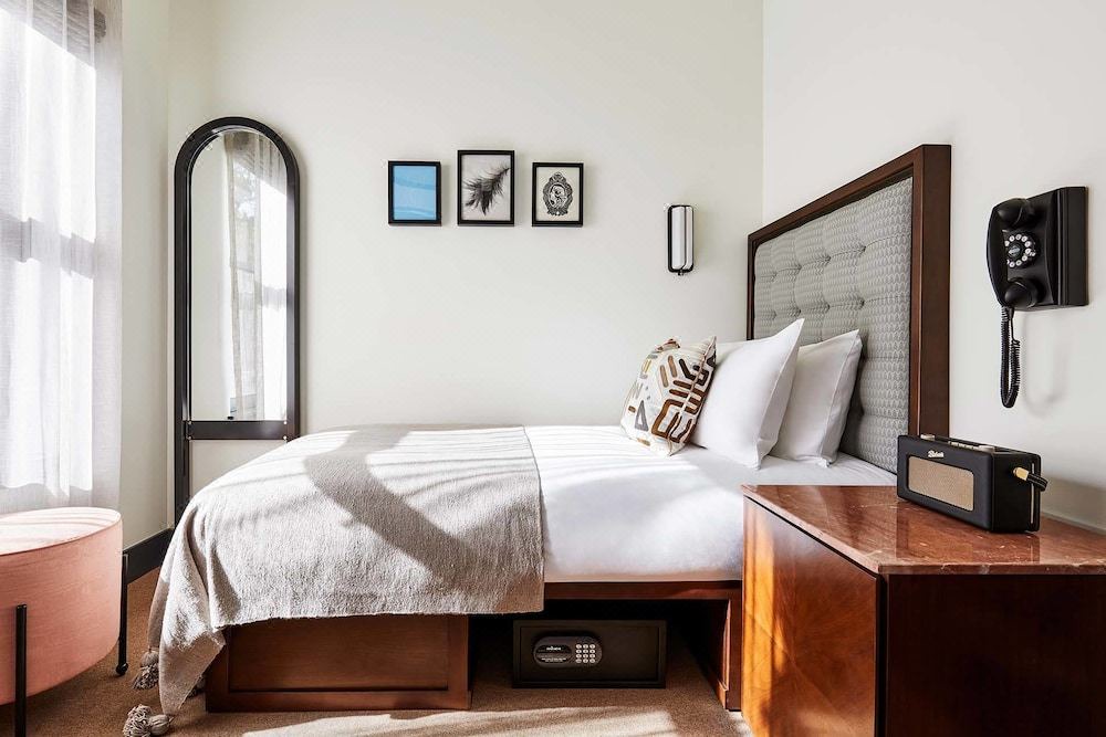 Photo of Bedroom in Old Town Chinatown