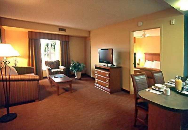 Photo of Livingroom in North Mountain