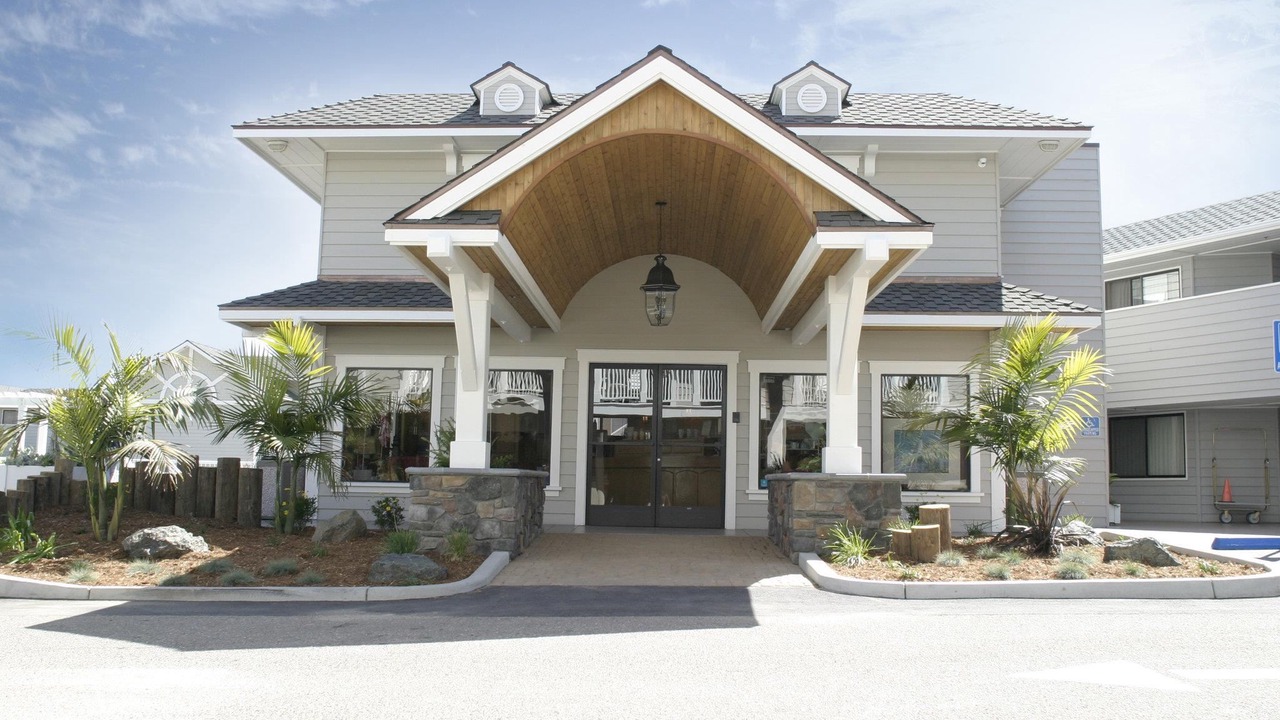 Photo of Buildings in Motel District