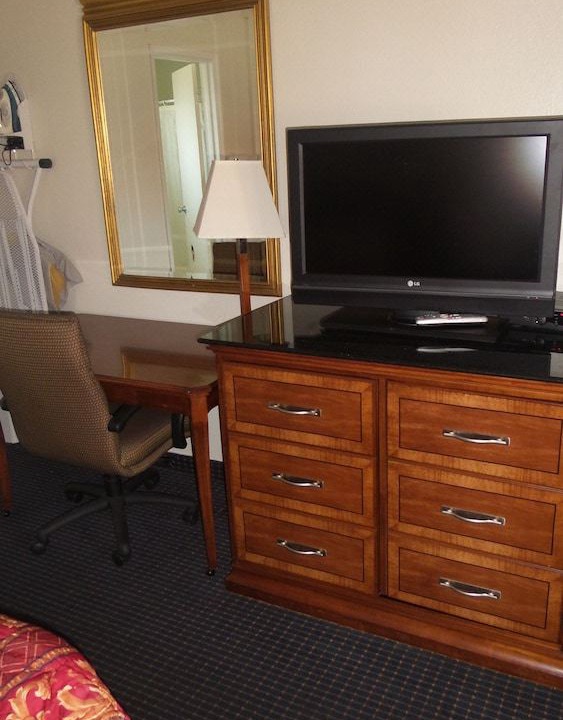 Photo of Livingroom in Oakdale
