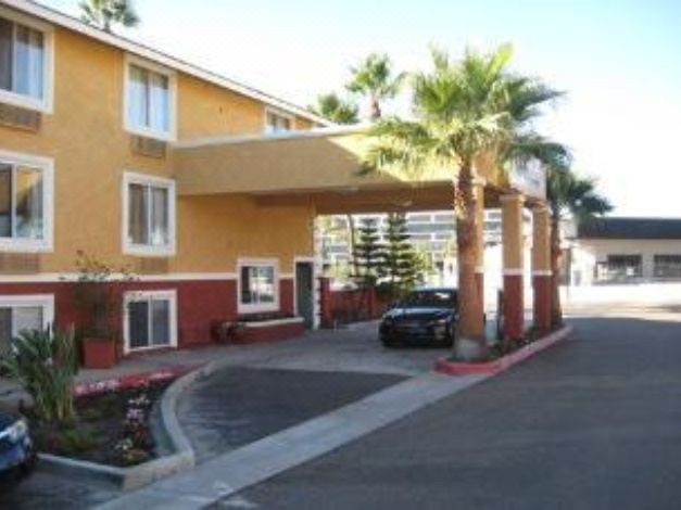 Photo of Buildings in Miramar