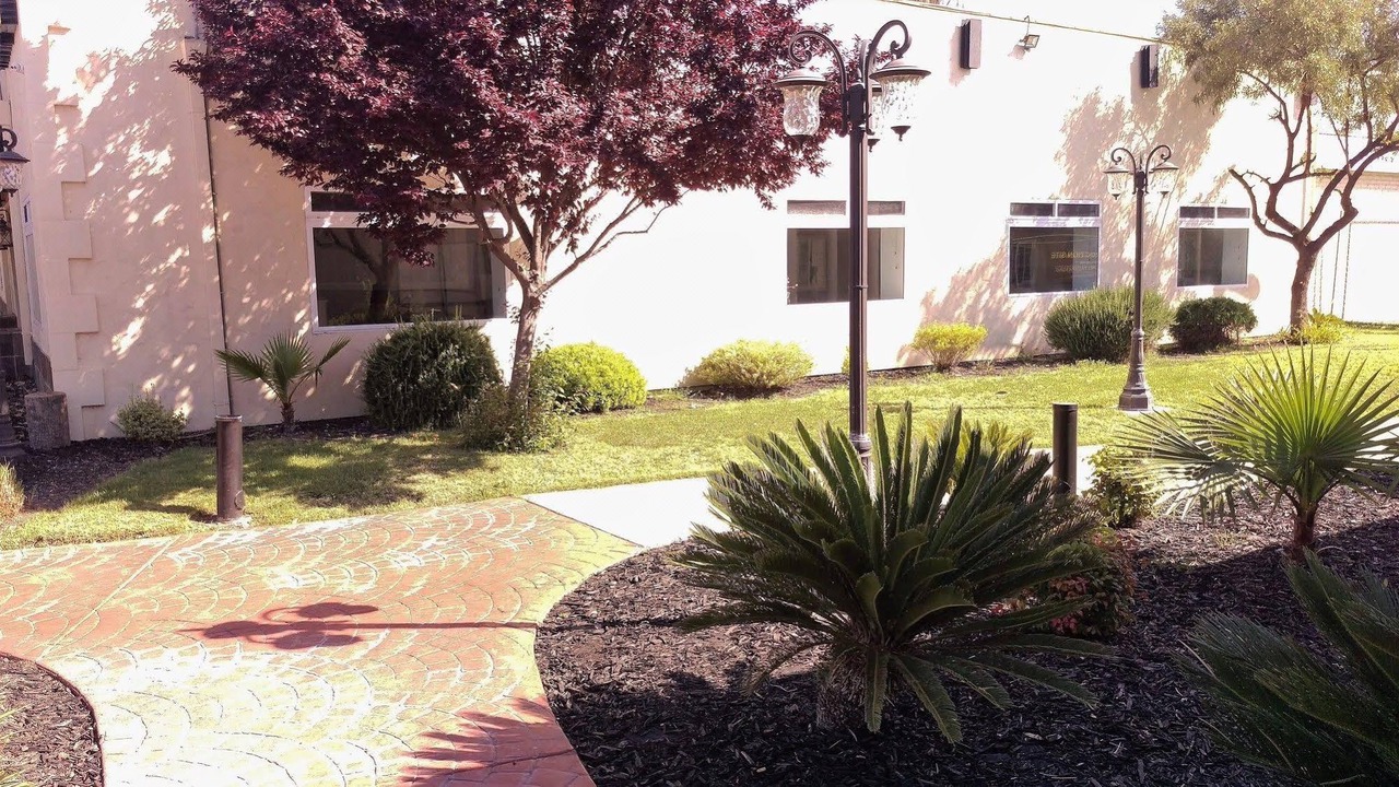 Photo of Buildings in Woodlake