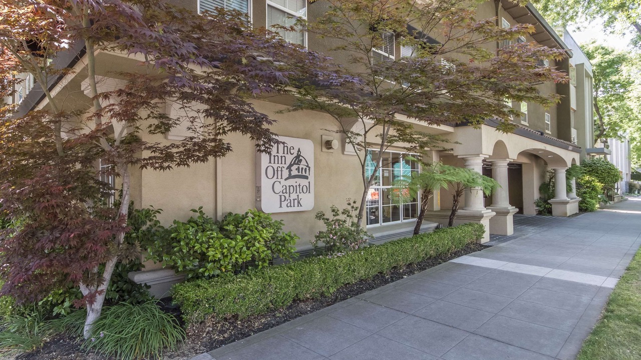 Photo of Buildings in Downtown Sacramento