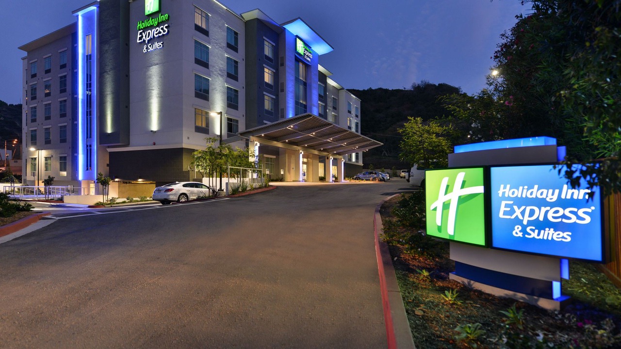 Photo of Buildings in Mission Valley West
