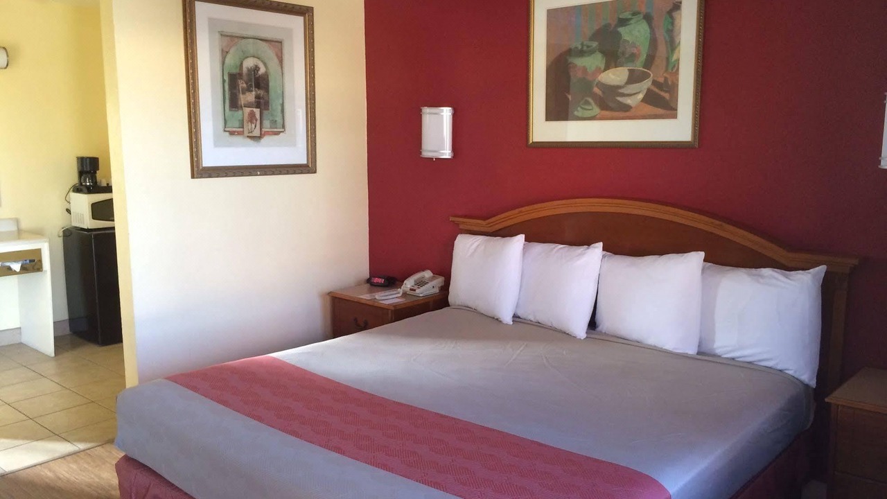 Photo of Bedroom in Hemet