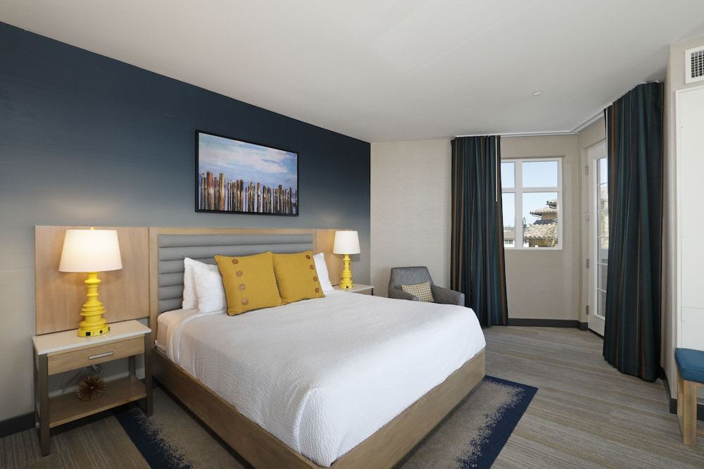 Photo of Bedroom in Downtown