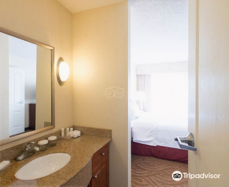 Photo of Bathroom in East Peralta