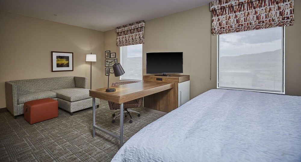 Photo of Bedroom in Roseburg