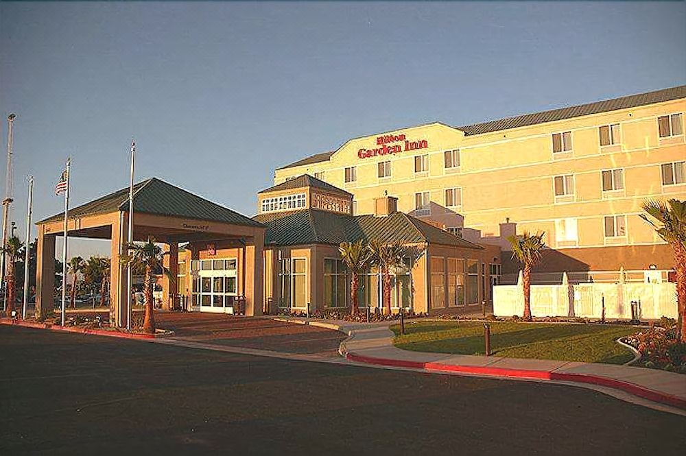 Photo of Buildings in Victorville