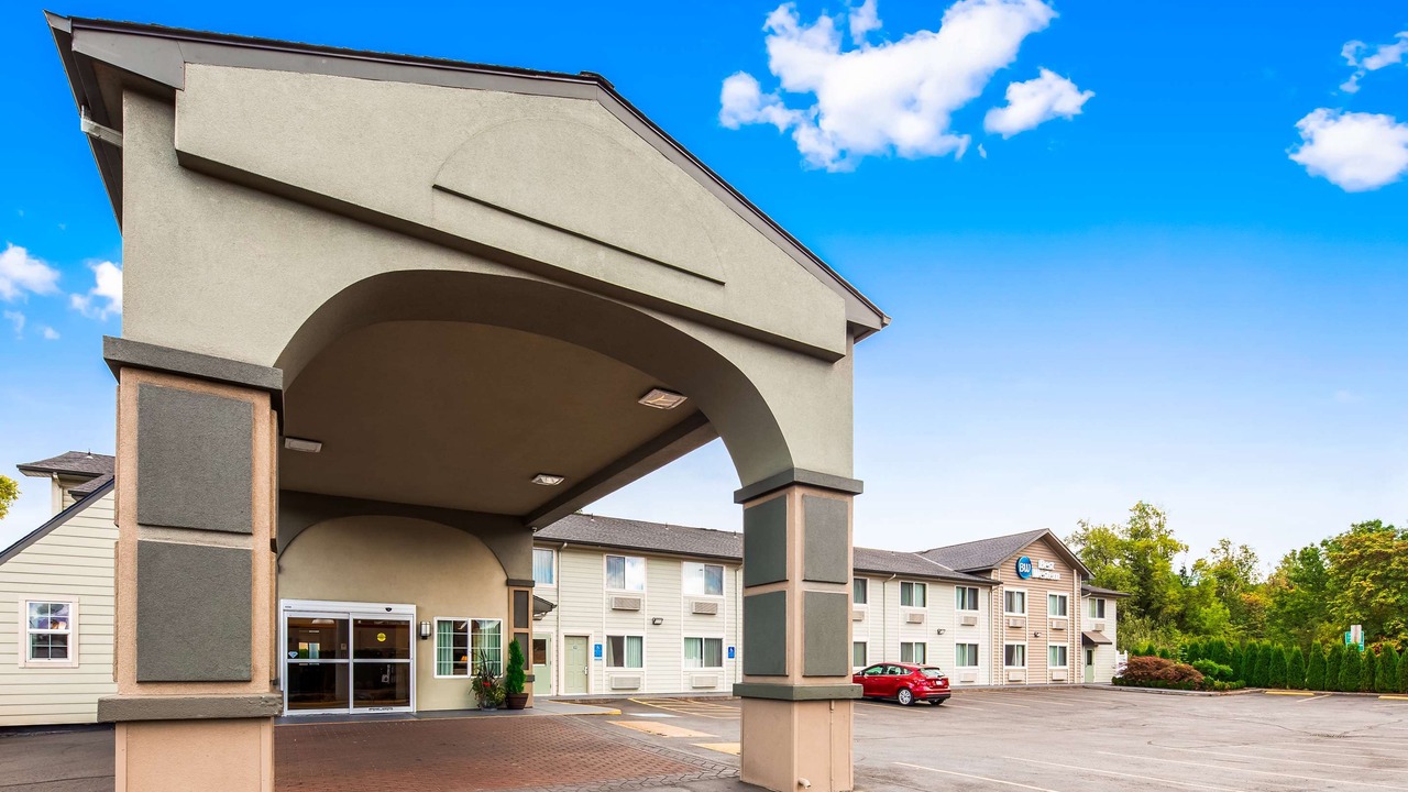 Photo of Buildings in Cottage Grove