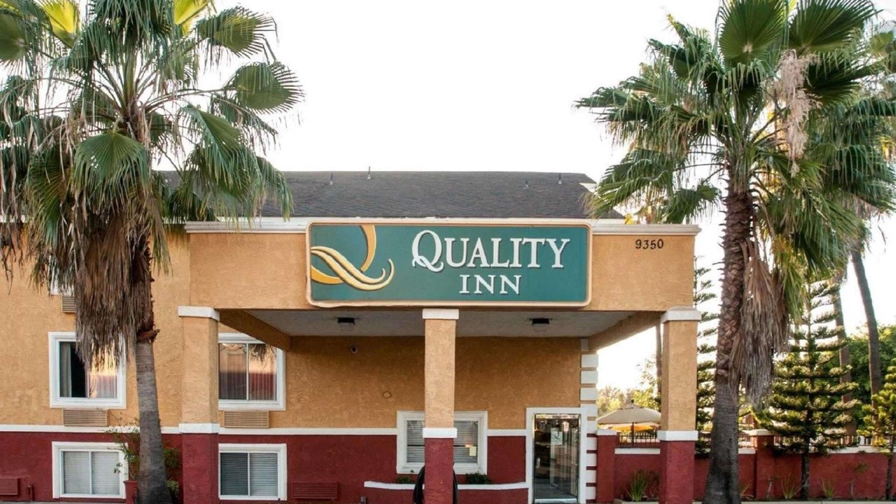 Photo of Buildings in Miramar