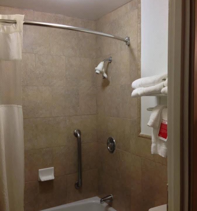 Photo of Bathroom in Raisin