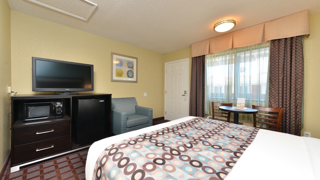 Photo of Bedroom in Downtown