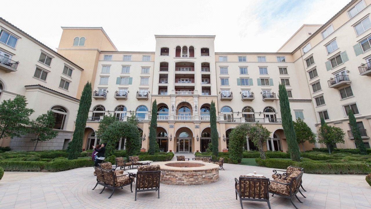 Photo of Buildings in Lake Las Vegas