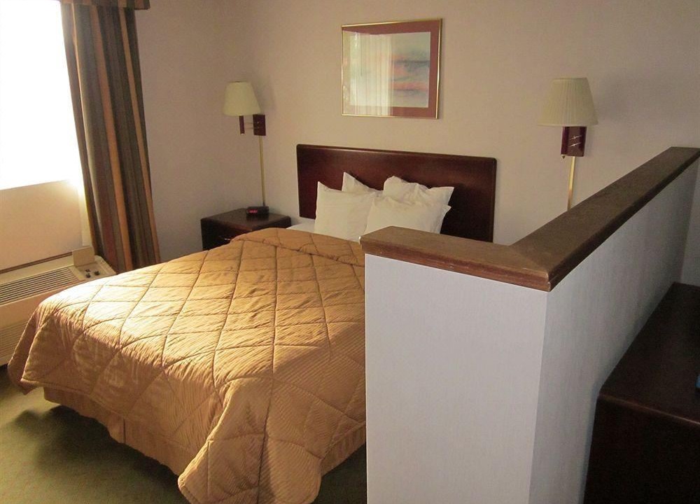Photo of Bedroom in Roseburg