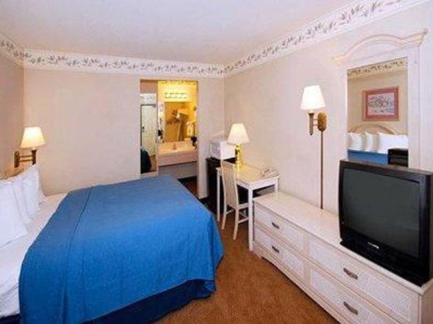 Photo of Bedroom in Lodi