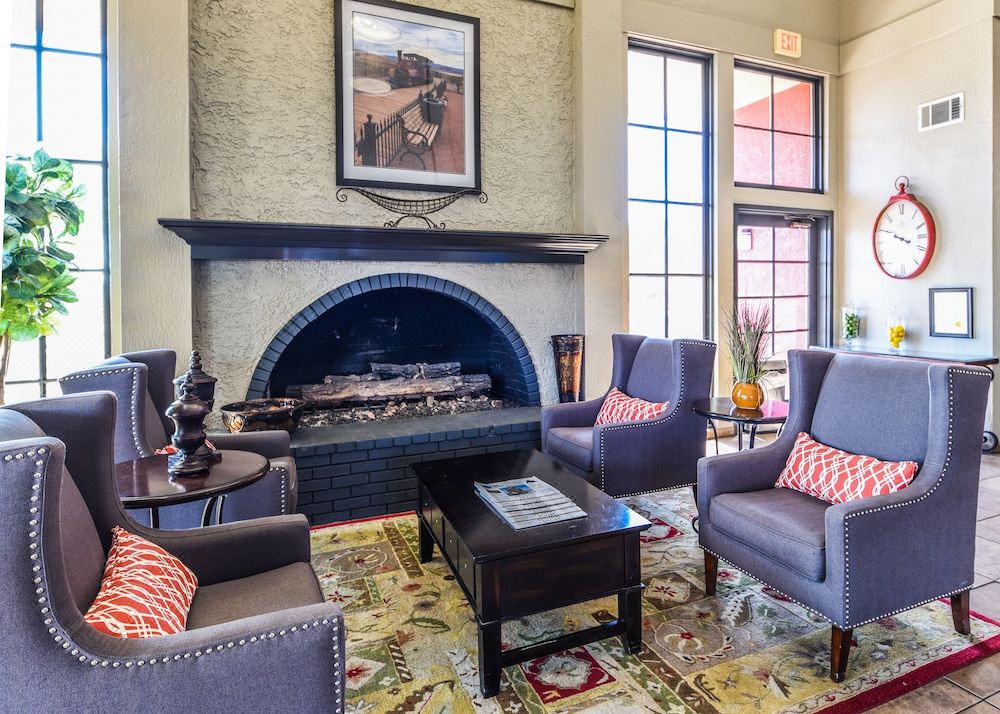 Photo of Livingroom in Barstow